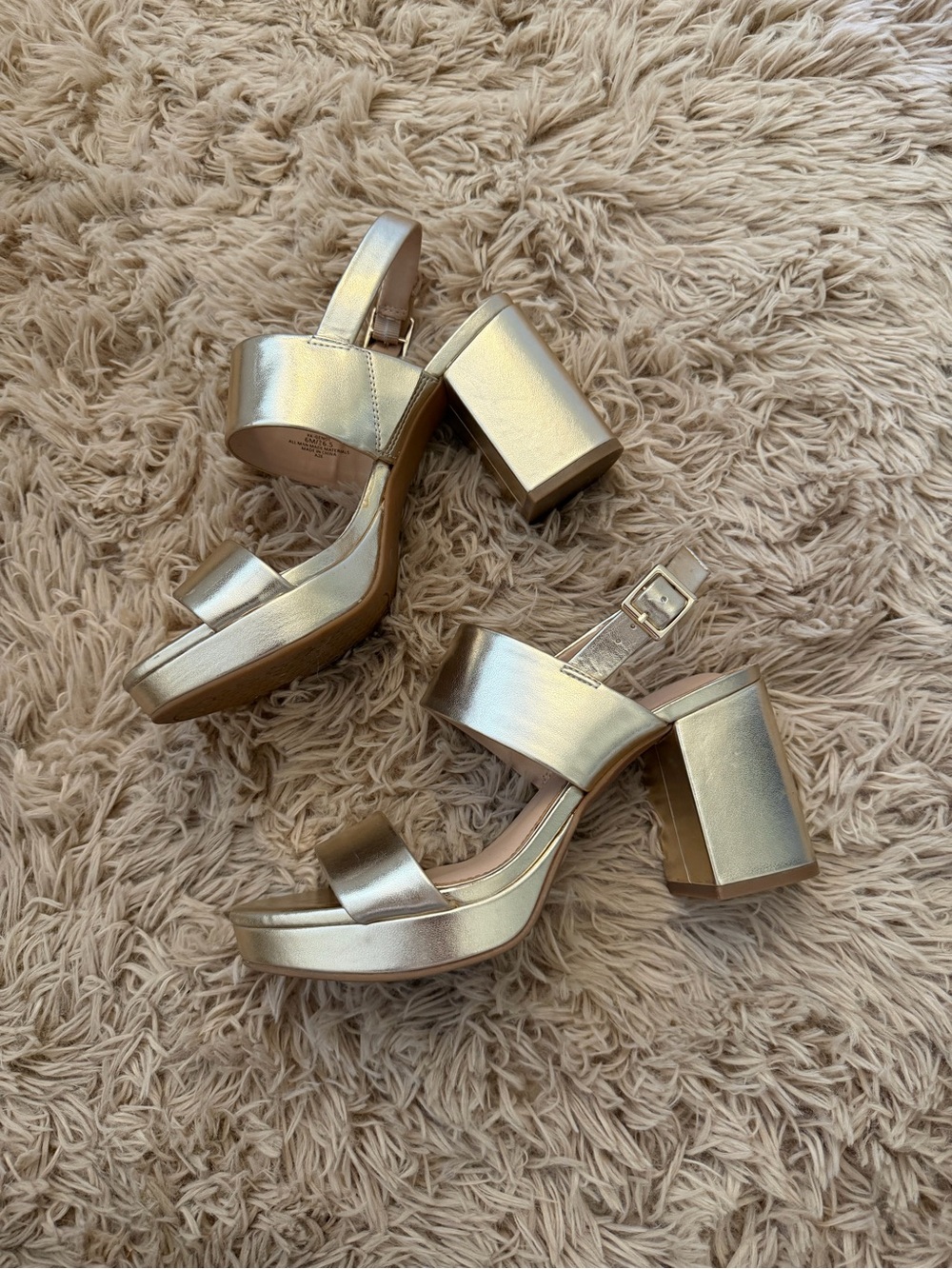 Metallic Gold Chunky Heels - Women’s Size 6M